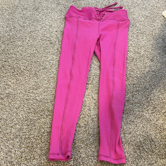 Pink Ribbed Lace-Up Leggings - Picture 2 of 3